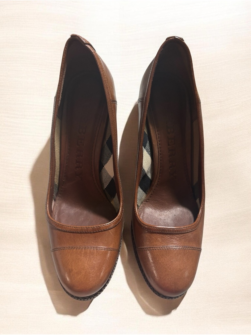 Burberry Tan Leather Round-Toe Pumps
